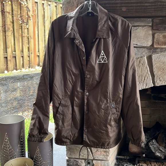 Men’s Medium Brown HUF Windbreaker NWOT - Picture 1 of 3